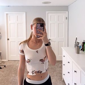 ❌SOLD❌ urban Outfitters crop top